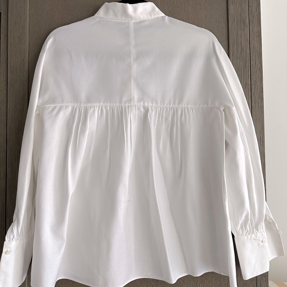 Massimo Dutti button down, size 6. - Picture 2 of 4
